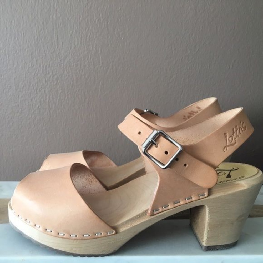 ISO Lotta from Stockholm peep-toe clogs natural 36